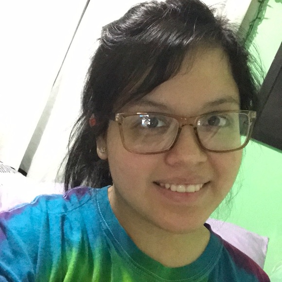 Meet your Posher, Mely - Picture 2 of 2